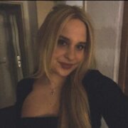 Laura Galezowski